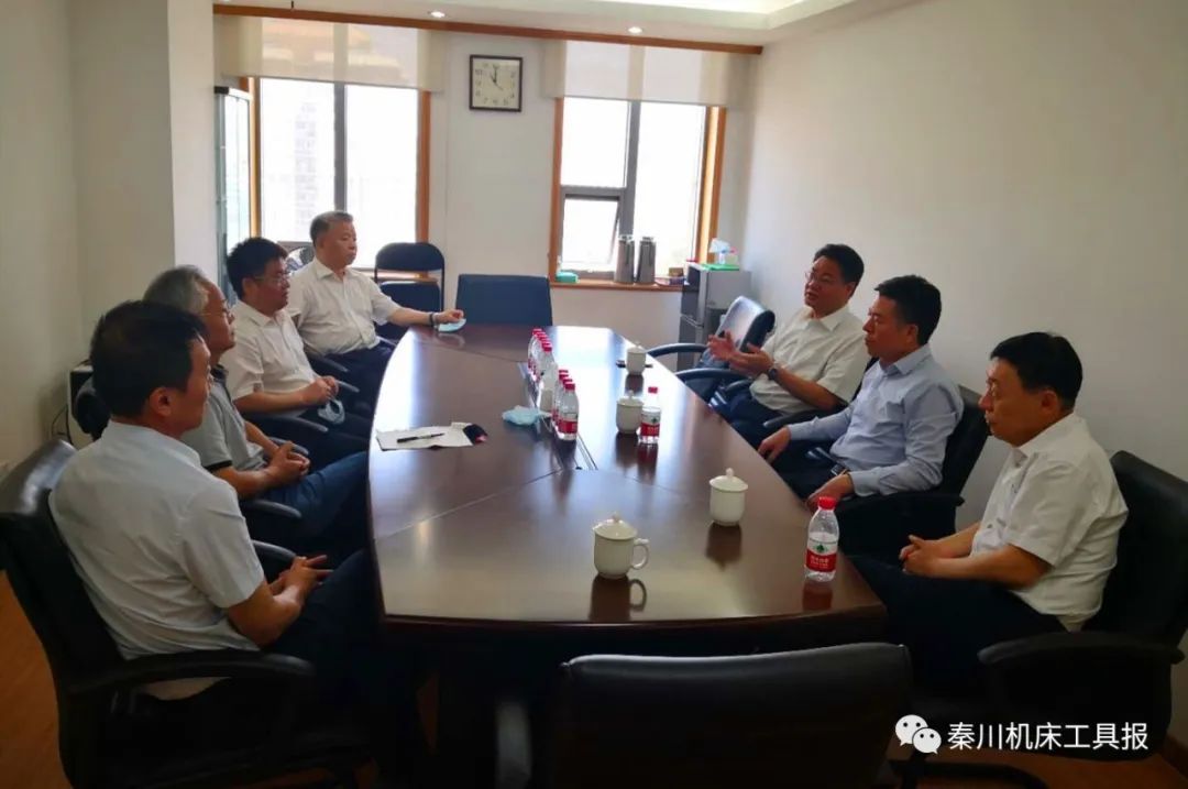嚴(yán)鑒鉑董事長拜訪中國機(jī)床工具工業(yè)協(xié)會(huì)、中國工程院