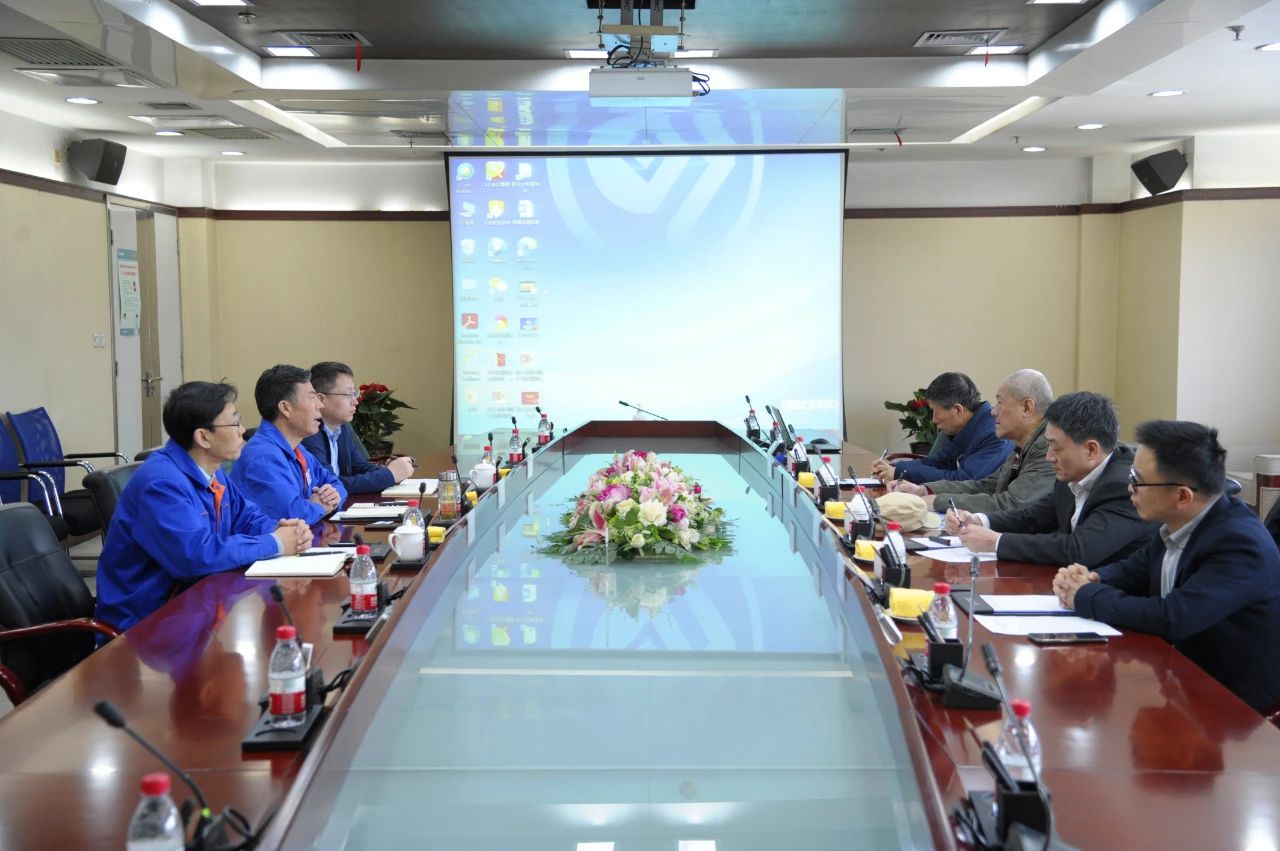 嚴(yán)鑒鉑董事長(zhǎng)會(huì)見(jiàn)關(guān)天工程研究院院長(zhǎng)林炎志一行