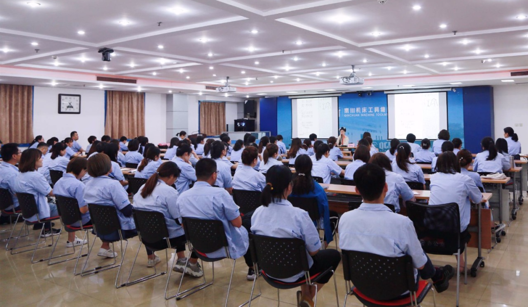 【廉政建設(shè)】秦川集團(tuán)本部舉辦“家風(fēng)建設(shè)”專(zhuān)題講座