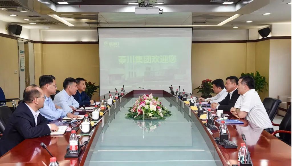 嚴鑒鉑董事長與寧波江豐電子董事長姚力軍座談交流
