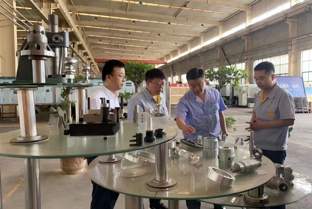 【集團資訊】馬旭耀董事長調(diào)研零件公司、關(guān)中工具公司